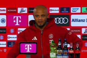 星空体育下载-孔帕尼：要先实现德甲目标再继续前进 帕利尼亚已准备好提供帮助